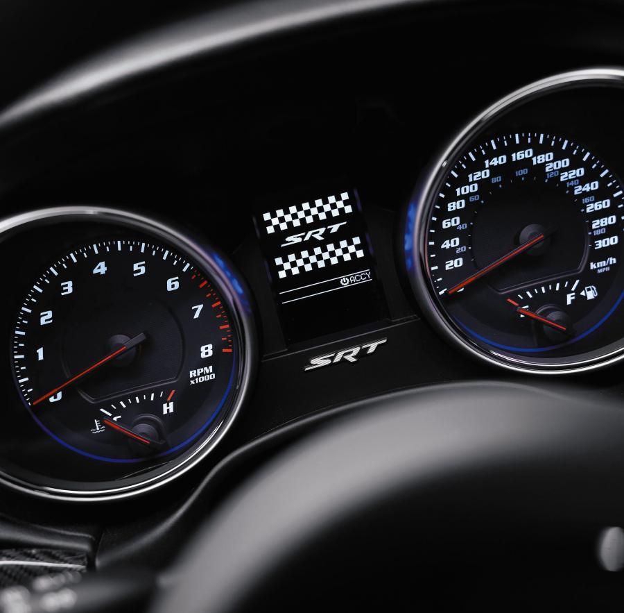  Jeep Grand Cherokee SRT8 2012 года  (фото 125 из 186)